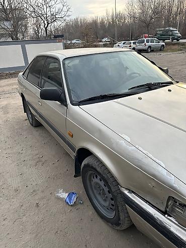 Mazda: Mazda 626: 1991 г., 2.2 л, Механика, Бензин, Седан — 6