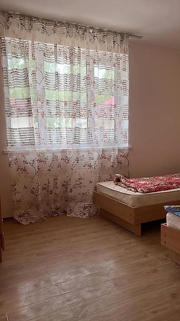 Продажа коттеджей и домов: 4 комнаты, 100 м², Чолпон-Ата, Собственник — 19