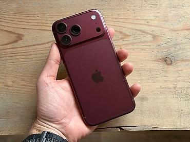 iphone 18 bordo: 256 GB, Bordo, Face ID — 1