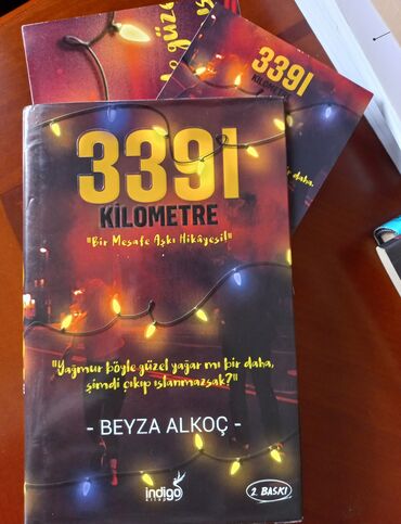 mini notebook qiymetleri: Yeni kimidir və tam səliqəlidir. Qiyməti 7 azn