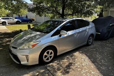 turbo az rav 4: Toyota Prius: 1.8 l | 2013 il Hetçbek