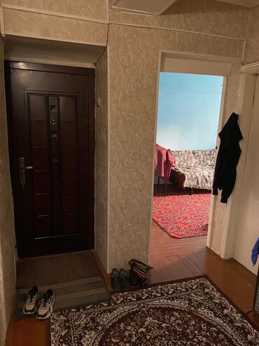 Пластиковые окна на заказ: Продаётся 4х комнатная квартира на третьем этаже, в спальном районе at lalafo.kg — 12 Пластиковые окна на заказ: Продаётся 4х комнатная квартира на третьем этаже, в спальном районе — 12