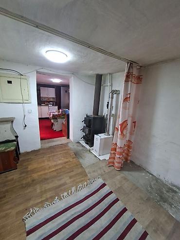 Продажа коттеджей и домов: Продается!!! Дом в г. Бишкек( бывшее с. Маевка), из жженного — 13