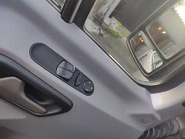 бортер: Легкий грузовик, Mercedes-Benz, Б/у — 8