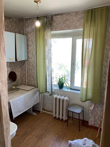 однушка хрущевка: 1 комната, 30 м², Хрущевка, 3 этаж, Косметический ремонт