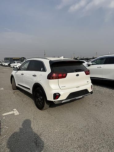 киа ниро 2018: Kia Niro: 2019 г., 1.6 л, Автомат, Гибрид, Кроссовер — 3