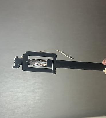 self: Selfie çubuğu – kabellə qoşulan model - 3.5 mm aux (qulaqcıq) girişi — 1