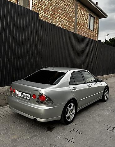 Toyota: Toyota Altezza: 2003 г., 2 л, Автомат, Бензин, Седан at lalafo.kg — 2 Toyota: Toyota Altezza: 2003 г., 2 л, Автомат, Бензин, Седан — 2