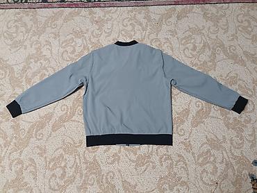 pull bear: Мужской серый бомбер / легкая куртка Продаю новый стильный мужской — 2