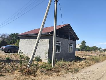 Үйлөр: 3 бөлмө, 47 м², 5 соток, Электр энергиясы — 4