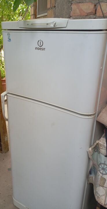 ташкентская посуда: Продая холодильник и газ плита состояние отличное холодильник хорошо