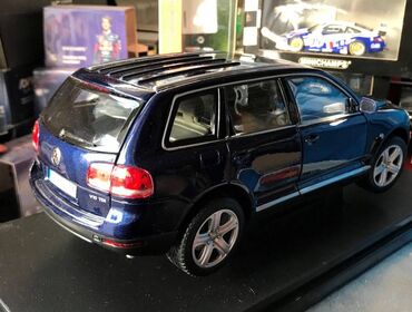 Avtomobil modelləri: 2004 il, 1:18, Dəmir, Ödənişli çatdırılma — 14