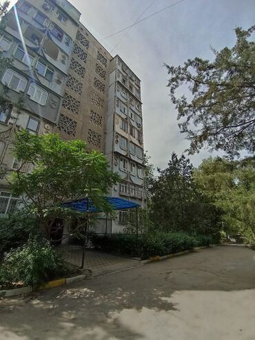 срочная продажа квартир в бишкеке без посредников: 2 комнаты, 46 м², 105 серия, 4 этаж, Старый ремонт
