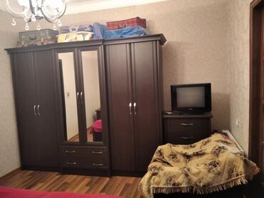 Yataq otağı dəstləri: İkinəfərlik çarpayı, Dolab — 8