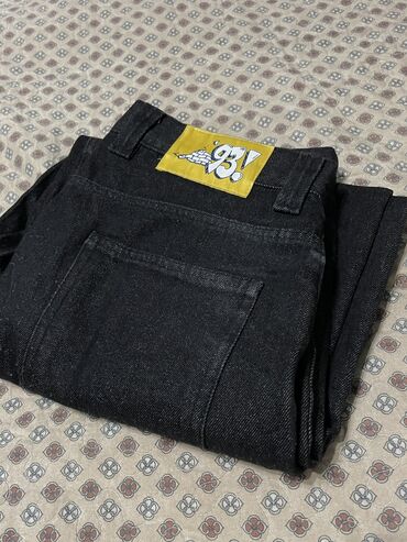 кийим алам: Big boy Denim 93
размер:xs (170-180)
состояние:идеальное