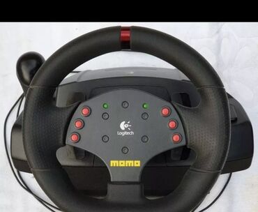 руль для компьютера genius: Продаю руль Logitech Momo Racing. Очень редко пользовался, в основном