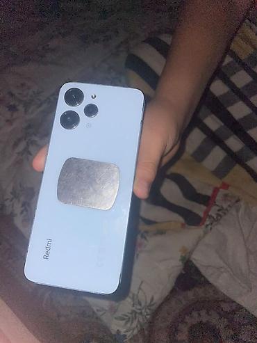 суббару форестер: Redmi, Redmi 12, Б/у, цвет - Голубой — 1