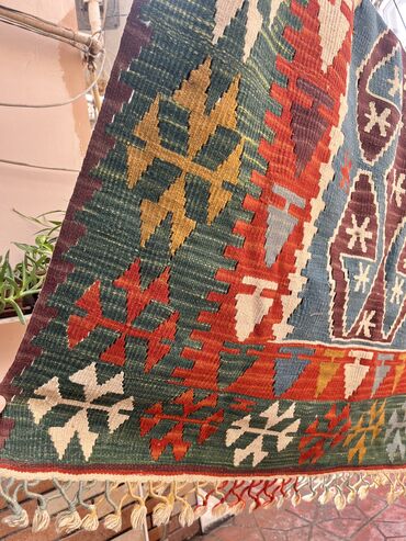 Qədim xalçalar: Qədim xalça, 1950 il, Türkmənistan, Vəziyyəti: Əla — 7