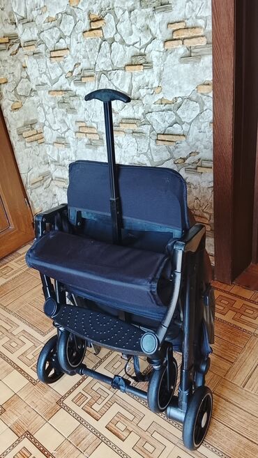 Коляски для двойни: Классическая прогулочная коляска, Б/у, Возраст: 30 месяцев, Самовывоз, Платная доставка
