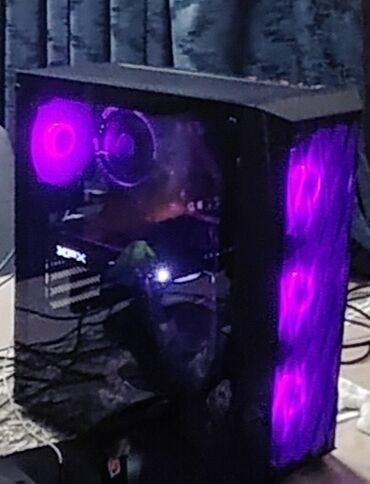 Masaüstü kompüterlər və iş stansiyaları: Tam ideal vəziyyətdə. valorant:200-300 fps, gta5 :100 fps, csgo:150