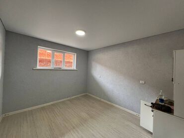 Продажа домов: 1 комната, 18 м², 106 серия, Цокольный этаж, Евроремонт