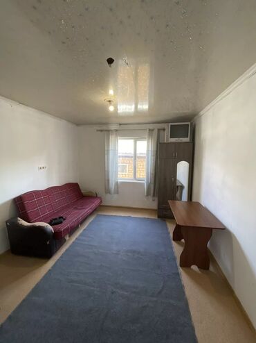 комната в общежитии: 15 м², 1 комната, Утепленный, Забор, огорожен