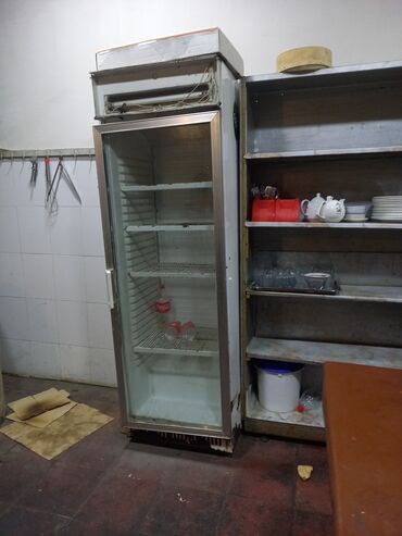 Restoran, kafelər: Tecili Heyder Eliyev prospektinde Wefa stadiondan uzu Korogluya esas — 29