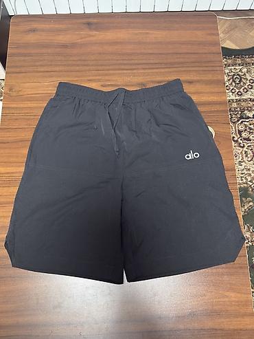 Спортивные костюмы: Продам все вещи которые на фото за 5000 сом есть новые вещи с биркой — 8