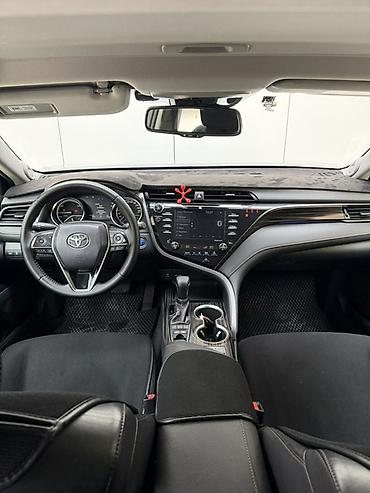 чанган юни с: Toyota Camry: 2019 г., 2.5 л, Автомат, Гибрид, Седан — 6