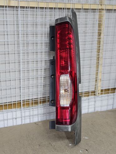 Стоп-сигналы: Задний правый стоп-сигнал Nissan 2009 г., Б/у, Оригинал, Германия — 3