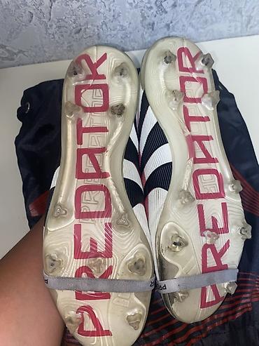 ağ krasovka: Məhsul: Adidas Predator kramponları Cəmi 4 oyuna geyinilib ayağıma — 2