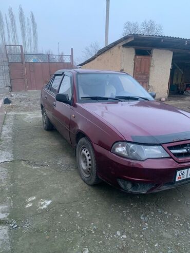 бишкек mercedesbenz c 180: Daewoo Nexia: 2010 г., 1.5 л, Механика, Бензин, Седан