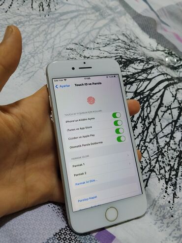 Apple iPhone: IPhone 7, 256 GB, Gümüşü, Barmaq izi — 12