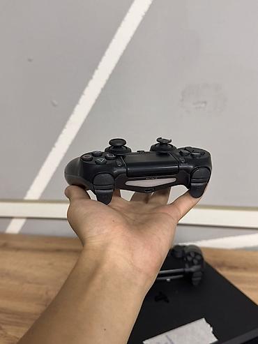 nintendo controller: PlayStation 4 Slim + 2 геймпада DualShock 4 Комплект: - Консоль Sony — 5