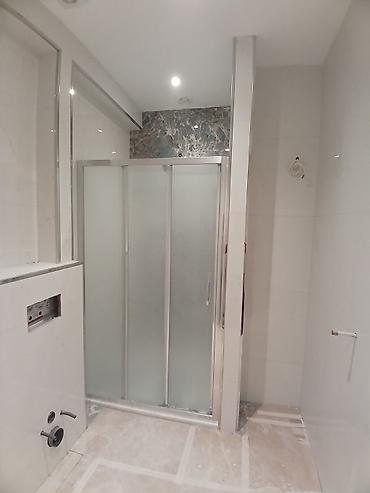 Duş kabinaları, arakəsmələr: Yeni Arakəsmə, Künc üçün, Pulsuz çatdırılma — 26