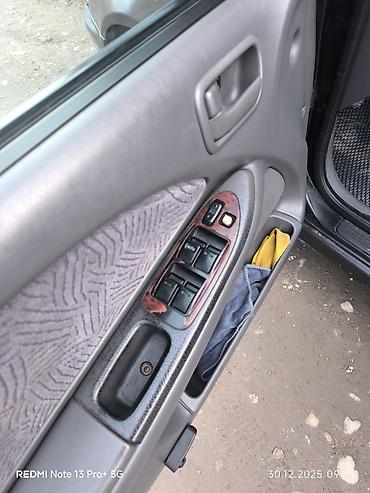 Toyota: Toyota Avensis: 2000 г., 1.8 л, Механика, Бензин, Лифтбек at lalafo.kg — 8 Toyota: Toyota Avensis: 2000 г., 1.8 л, Механика, Бензин, Лифтбек — 8