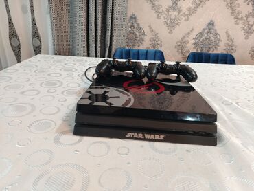 i̇şlənmiş televizor: İdeal vəziyyətdədir 2pultla içində 3 ofline oyun var call of duty