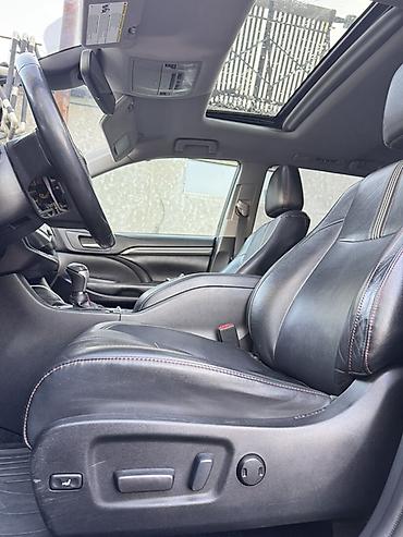 Продажа авто: Toyota Highlander: 2019 г., 3.5 л, Автомат, Бензин, Кроссовер — 7