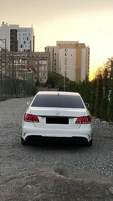 значки на мерседес: Mercedes-Benz E-Class: 2014 г., Бензин, Седан — 4