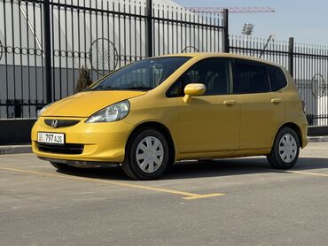 Honda: Honda Fit: 2005 г., 1.3 л, Вариатор, Бензин, Хэтчбэк