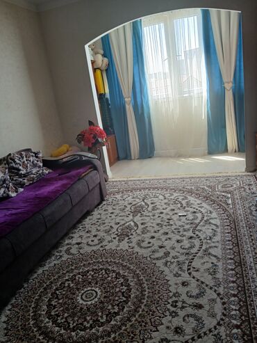 продаю кв кок жар: 1 комната, 44 м², 105 серия, 3 этаж, Косметический ремонт