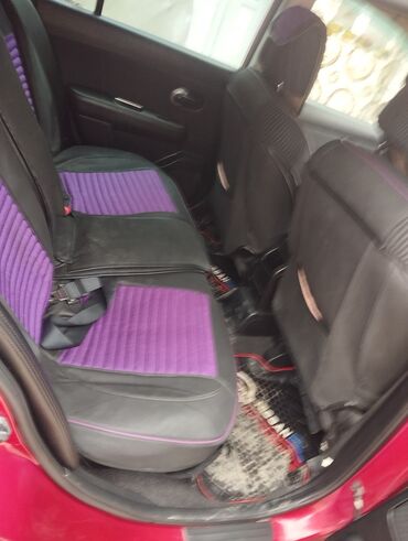 Nissan: Nissan tida satlir əla vəziyyətdədir - Rəng: qırmızı kuzov — 2