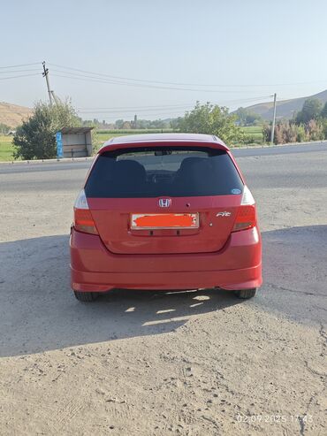 мини тракторы ош: Honda Fit: 2002 г., 1.3 л, Вариатор, Бензин, Хетчбек