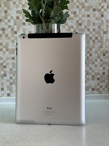 чехол ipad: Планшет, Apple, память 64 ГБ, 13" - 14", 4G (LTE), Б/у, Классический цвет - Серебристый