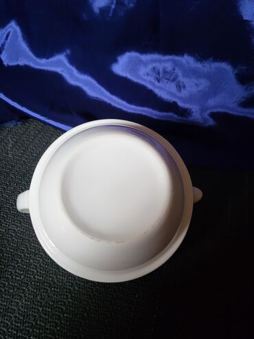 Čajnici: Bokalcic nov porcelanski. Bokal,sve na njemu odsjaj od svetla na lalafo.rs — 9 Čajnici: Bokalcic nov porcelanski. Bokal,sve na njemu odsjaj od svetla — 9