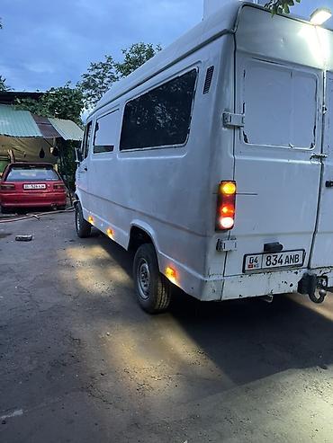 x class: Mercedes-Benz T1: 1991 г., Фургон — 3