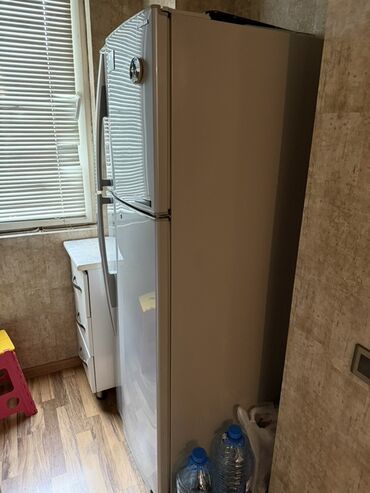 Aristonlar: Məhsullar: qaz su qızdırıcısı və yağlı radiator 1) Qaz su qızdırıcısı — 16