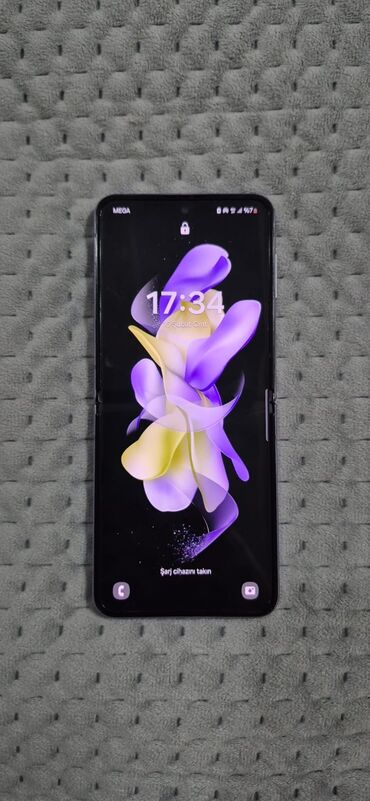 купить смартфон самсунг s8: Samsung Galaxy Z Flip 4, Колдонулган, 256 ГБ, түсү - Кызгылт көк, 2 SIM