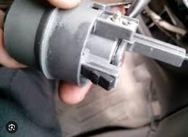 Аварийное вскрытие замков: Аварийное авто-слесарное обслуживание 24/7 - Безопасное вскрытие — 4