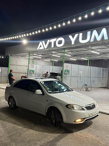 Daewoo: Daewoo Gentra: 1.6 l | 2014 il — 9